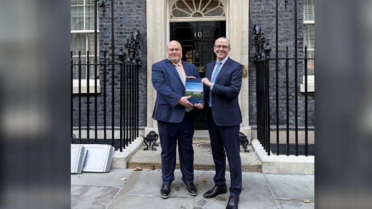 5166bdd323a02174dc95ebde4a0c945d