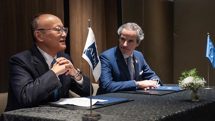 21e6aa47b0a978f2aad6aa816d6c45a3