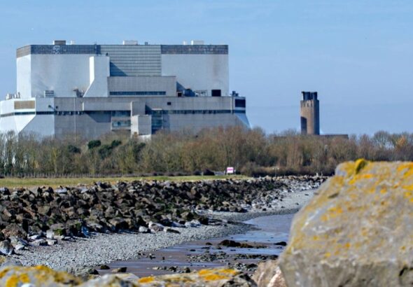 Дан старт выводу из эксплуатации британской АЭС «Хинкли-Пойнт B»