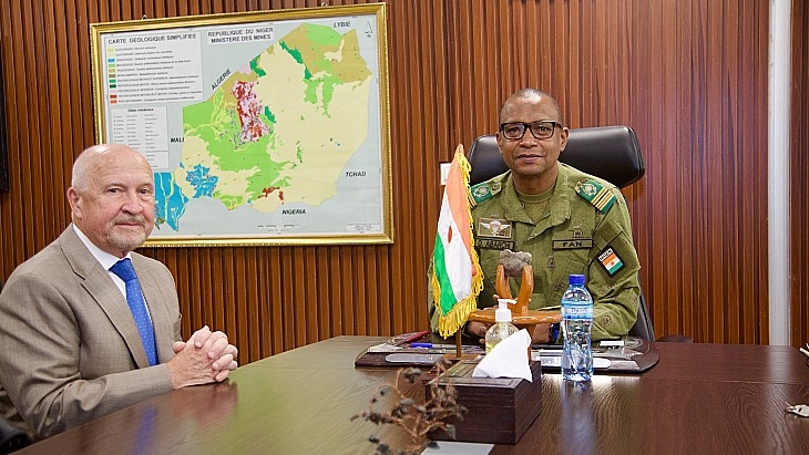 b77816fce5a5aedad93524dc0a200495