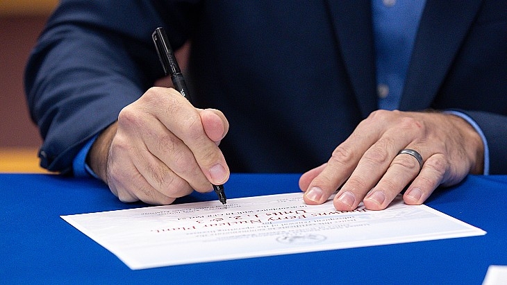 d9b7593ad40a266ce986ac492e157237