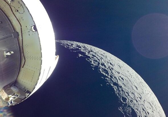 Атом для Артемиды: США построят ядерный реактор на Луне к 2030 году