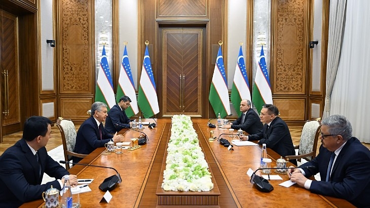 26d6b61afbf73a7e0a1373b46f51c737