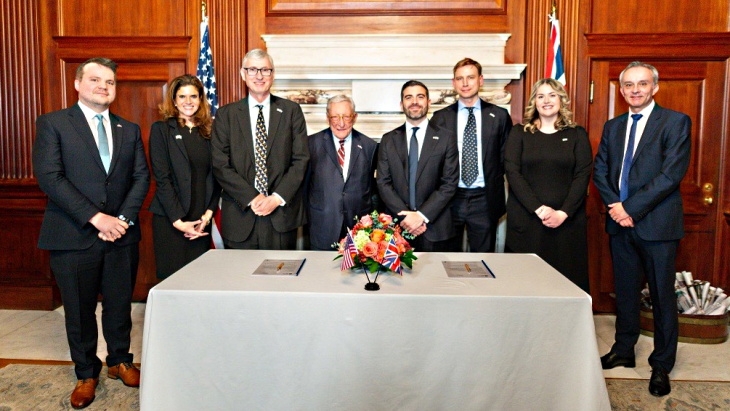 d598bae019006fe0bb9a1e839d8102e1