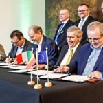 51f058bcffd9038f8c81f6070f2f4951