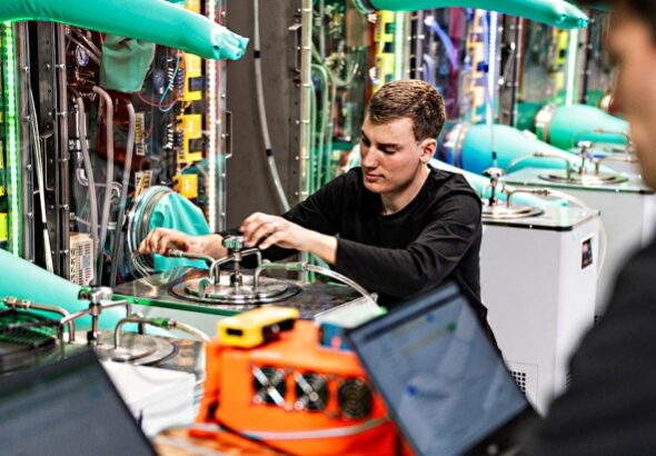 e806e321d92731a3fdf31e7fa82e52dc