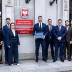 0446d90e2a8a03ce78081647fb7ad7bb