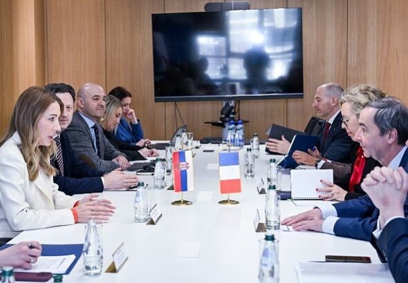 233c56193853905753f357e2b79b7078