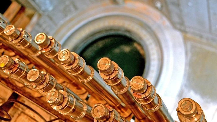 5283f7d86c0fca3fd5bf233eb2bd282e