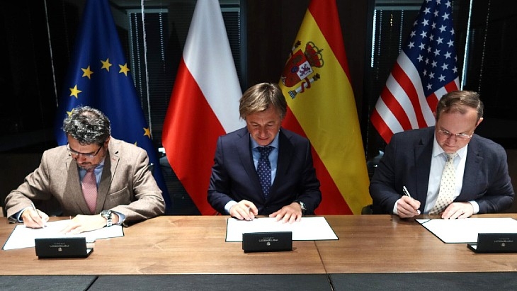 3d3956915d5ef117575587e096f2ab19